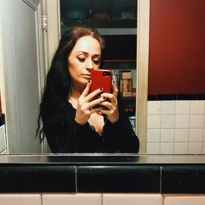 Meet your Posher, Elayne